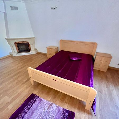 Quarto Boa Localizacao Com Cozinha E Casa De Banho Apartment Caparica Ngoại thất bức ảnh
