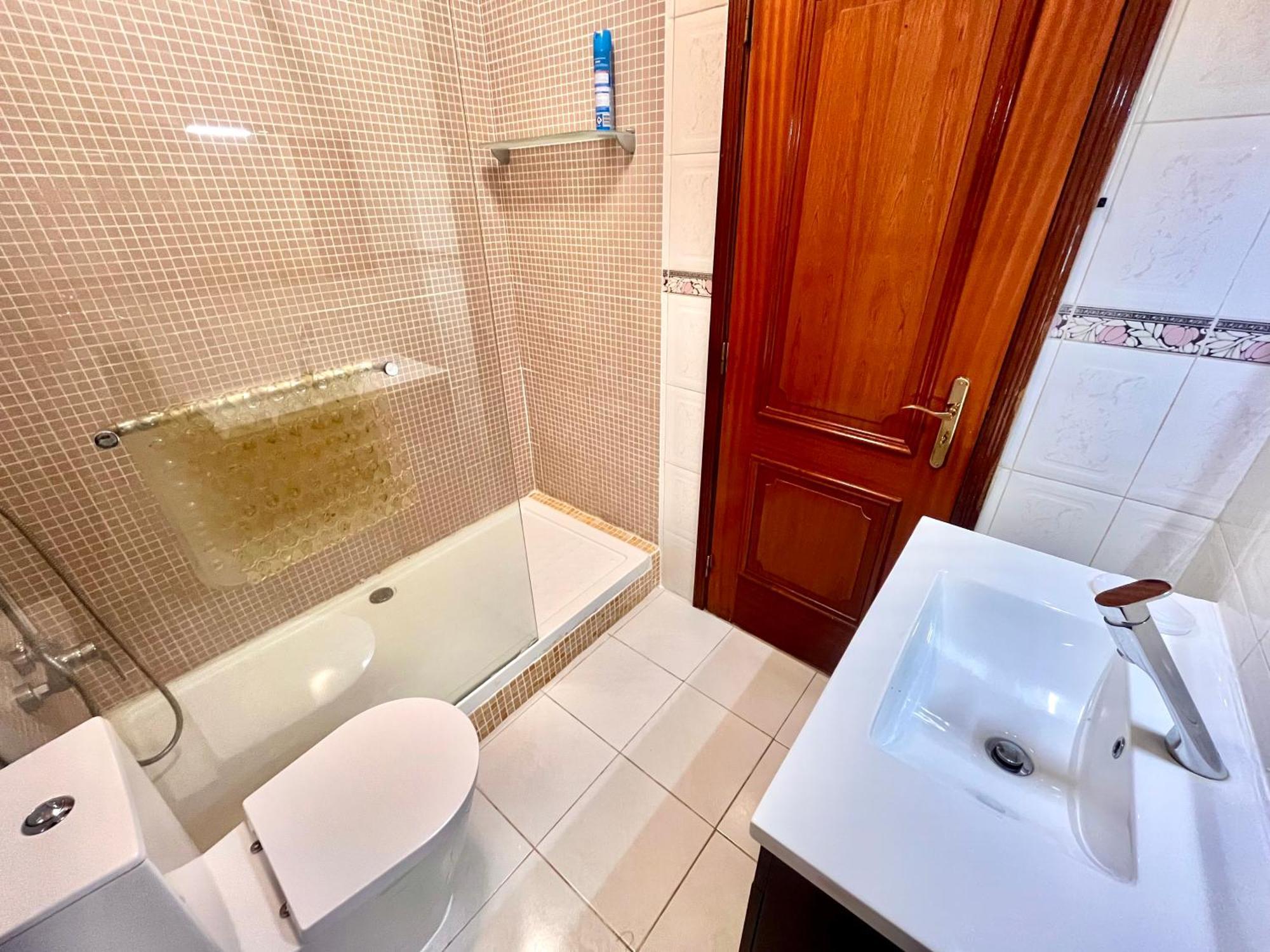 Quarto Boa Localizacao Com Cozinha E Casa De Banho Apartment Caparica Ngoại thất bức ảnh